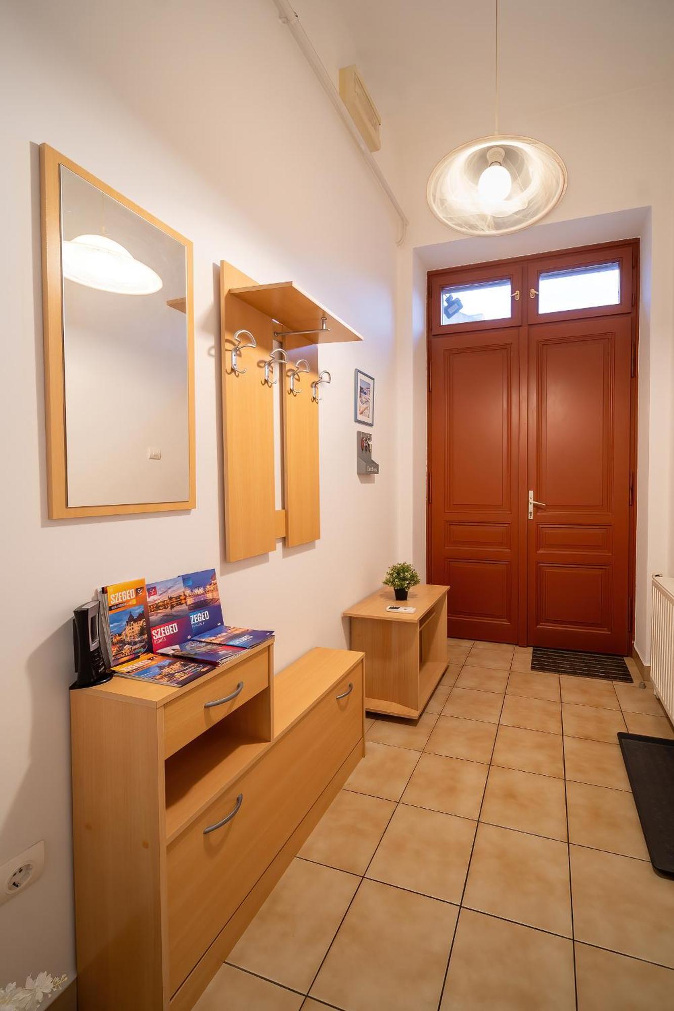 Tomka Apartman Σέγκεντ Εξωτερικό φωτογραφία